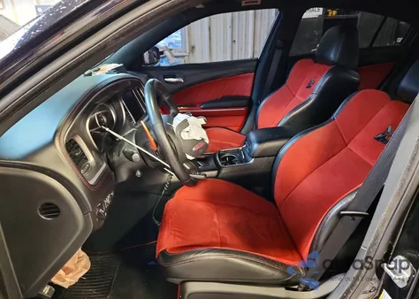 2019 Dodge Charger Scat Pack z USA, uszkodzony, nr VIN 2C3CDXGJ5KH553593